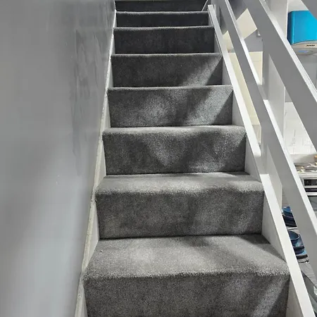 Manchester - House - Sleeps 6 - Parking - Garden-2